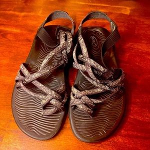 Chaco Womens Sandals Size 7 Pre-Owned